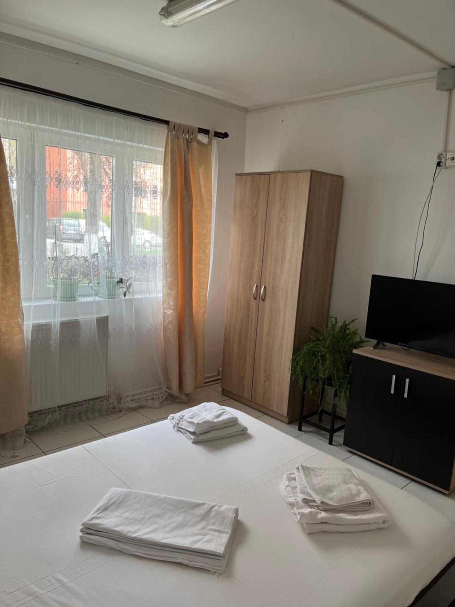 Apartament Octav Deva Luaran gambar